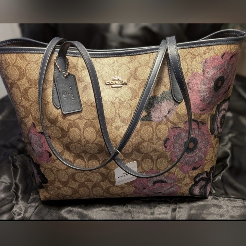 COACH City Tote in Signature Canvas with KAFFE FASSETT Print - NWT!